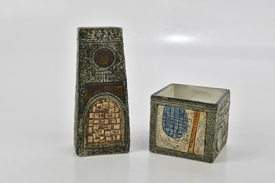 Lot 382 - AVRIL BENNETT FOR TROIKA POTTERY; a coffin...