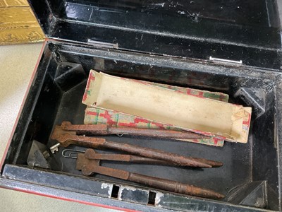 Lot 35 - A collectors' lot, to include brass log bucket,...