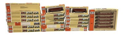 Lot 470 - CON-COR; a collection of twenty boxed HO gauge...