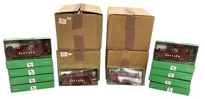 Lot 461 - BOWSER; a collection of sixty boxed HO gauge...
