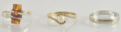 Lot 1232 - Two 9ct gold rings comprising a white gold...
