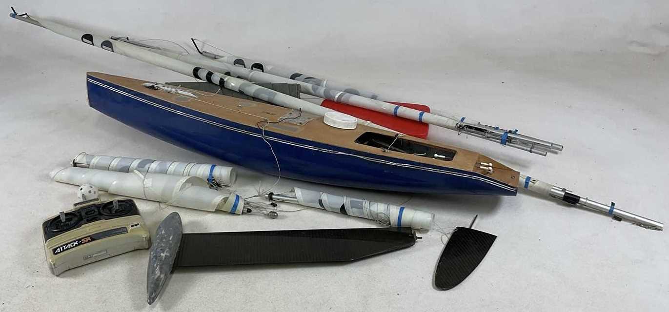 Lot 79 - A radio controlled yacht, from bow to stern...