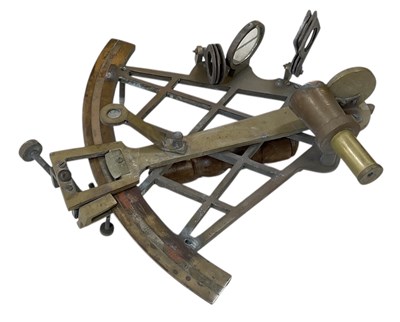 Lot 284 - An early 20th century brass marine ship's...