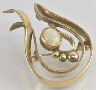 Lot 1322 - A 9ct gold contemporary brooch, with oval...