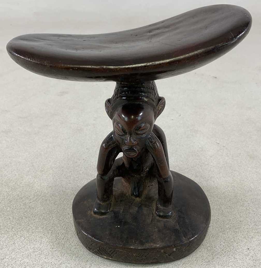 Lot 3 - A Luba Democratic Republic of Congo headrest,...