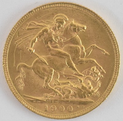 Lot 1391 - A Victoria full sovereign, 1900, old head,...