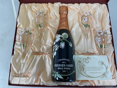Lot 96 - CHAMPAGNE; a presentation boxed bottle of 1990...