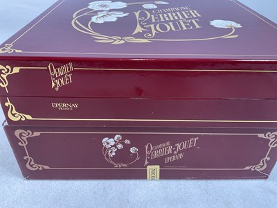 Lot 96 - CHAMPAGNE; a presentation boxed bottle of 1990...