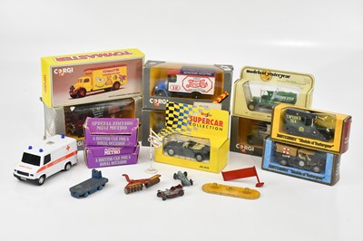 Lot 2033 - A collection of boxed diecast vehicles...