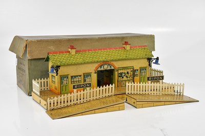 Lot 2157 - HORNBY; a No. 4E station, 'fitted for electric...