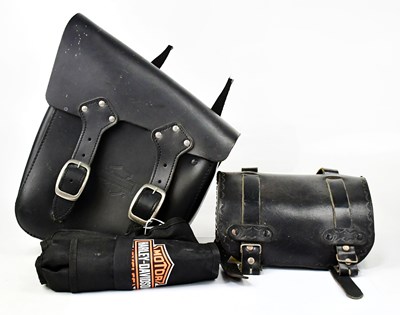 Lot 731 - HARLEY DAVIDSON; a Softail Swingarm bag (max...