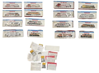 Lot 467 - WALTHERS TRAINLINE; sixteen boxed...