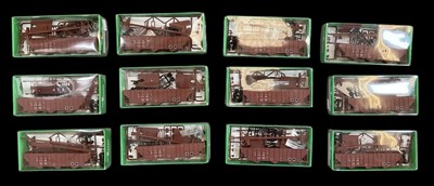 Lot 562 - BOWSER; twelve boxed 100 Ton 45' Three Bay...