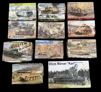 Lot 510 - DRAGON; eleven boxed 1:35 scale military...