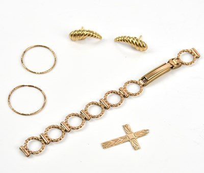 Lot 4 - A 9ct yellow gold watch strap, 9ct gold...