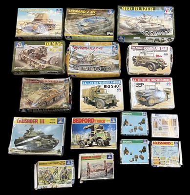 Lot 529 - ITALERI; eight 1:35 scale boxed military...