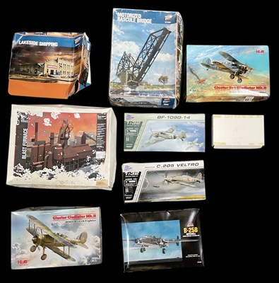 Lot 536 - Four 1:32 scale plane model kits including ICM...
