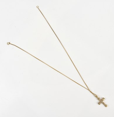Lot 287 - ROYAL MINT; a 9ct yellow gold diamond set...