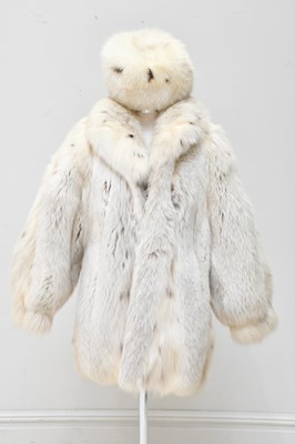 Lot 672 - A short vintage silver fox fur coat, with...