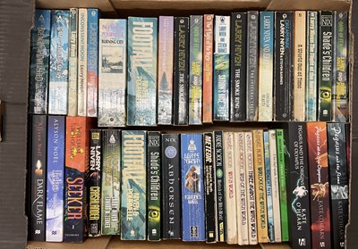 Lot 353 - A large quantity of science fiction and...