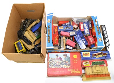 Lot 57 - HORNBY DUBLO; a collection of various tracks...