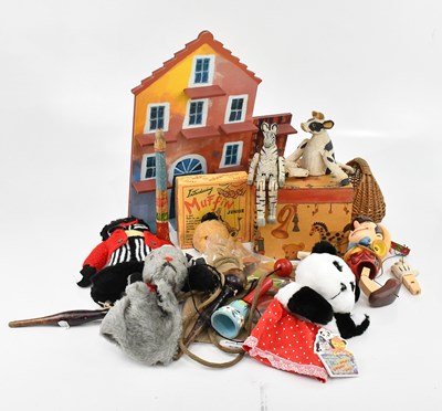 Lot 2085 - A Muffin Junior puppet in original box, with...