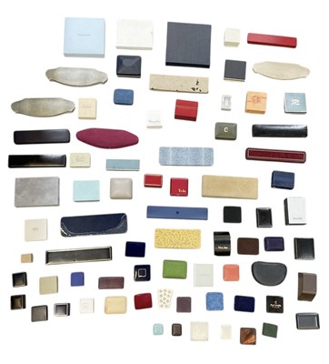 Lot 1364 - A large quantity of modern and vintage...