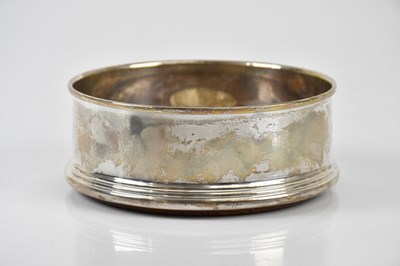 Lot 2424 - W I BROADWAY & CO; an Elizabeth II hallmarked...