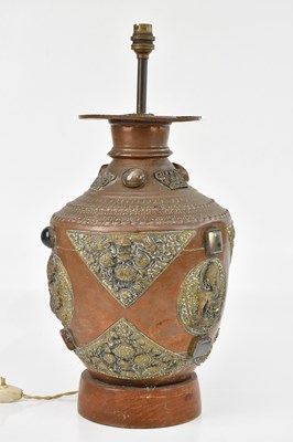 Lot 2345 - A collection of Malaysian pottery including...