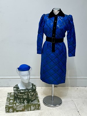 Lot 702 - GIVENCHY; a vintage Nouvelle Boutique silk mix...