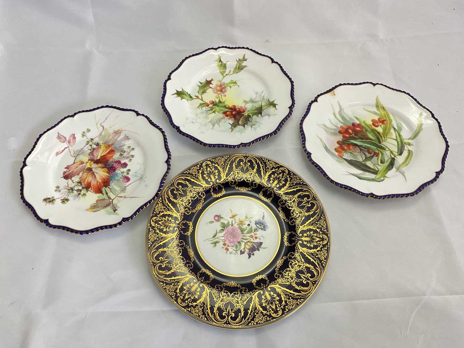 Lot 274 - ROYAL WORCESTER; three cabinet plates...