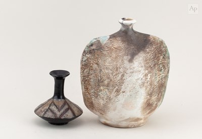 Lot 311 - JOHN BEDDING (born 1947); a raku bottle with...