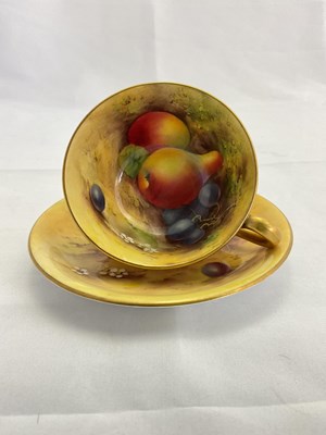 Lot 256 - HARRY AYRTON FOR ROYAL WORCESTER; a fruit...