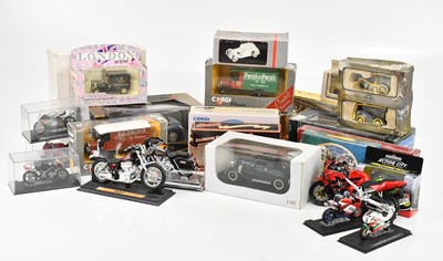 Lot 2026 - A collection of diecast model vehicles...