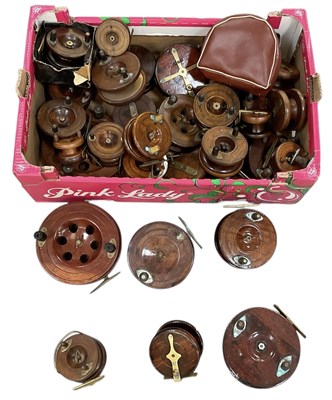 Lot 248 - A collection of approximately thirty-five...