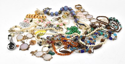 Lot 152 - A collection of costume jewellery including...