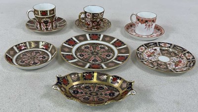 Lot 270 - ROYAL CROWN DERBY; a small group of Imari...