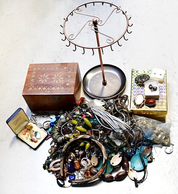 Lot 1542 - A quantity of costume jewellery to include...