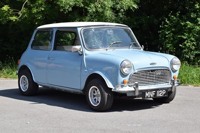 Lot 1370 - MORRIS; Mini 1000, 998cc, registration MNF...