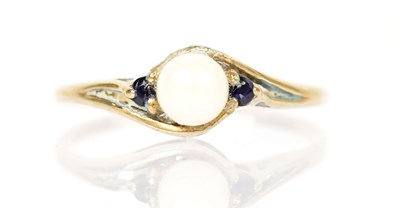 Lot 1336 - A 9ct yellow gold ring set with a pearl and...