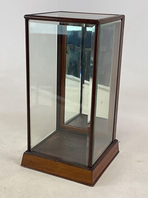 Lot 731 - A 19th century mirror backed mahogany glazed...