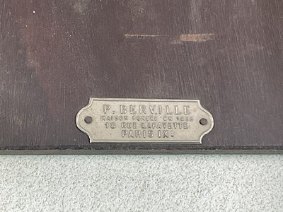 Lot 759 - P. BERVILLE MAISON FONDEE EN 1833, 18 RUE...