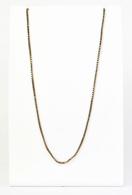 Lot 1458 - A 9ct yellow gold box link chain, length 53cm,...