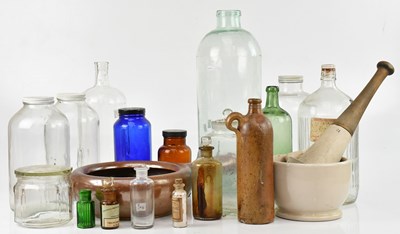 Lot 1465 - A large collection of pharmaceutical items,...