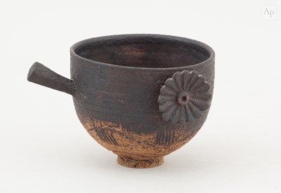 Lot 258 - IAN GODFREY (1942-1992); a stoneware cup with...