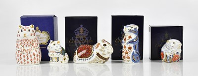 Lot 2471 - ROYAL CROWN DERBY; a collection of five...