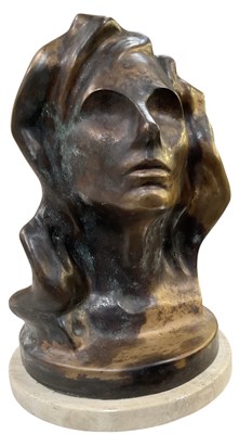 Lot 605 - DANIE DE JAGER (1936-2003); a cast bronze head...