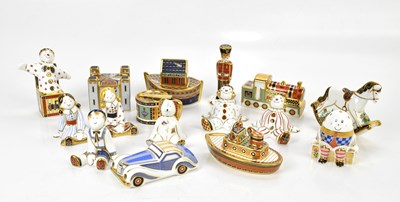 Lot 2416 - ROYAL CROWN DERBY; a collection of sixteen...