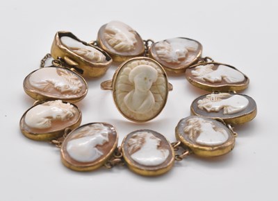 Lot 524 - A 9ct yellow gold cameo ring, size O, approx 3....