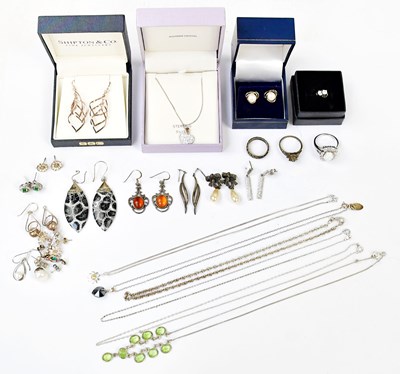 Lot 1505 - A quantity of silver jewellery, to include a...